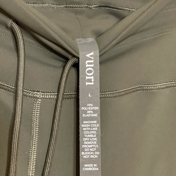 Vuori Daily Wide Leg Leggings in Oregano - Picture 9 of 11